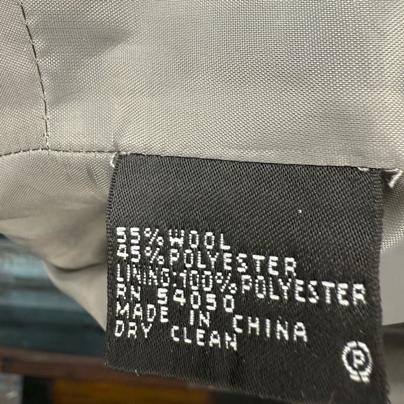 Anne Klein Gray Pinstripe Corset Laceup Lightweight Wool Blend Blazer, 4P - Picture 5 of 8